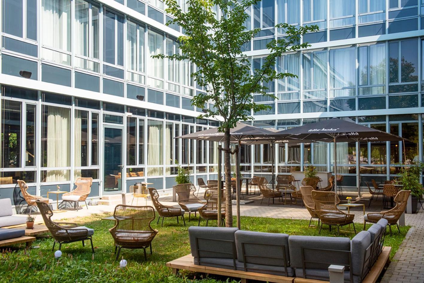 Flightgate Munich Airport Hotel, A Member Of Radisson Individuals Hallbergmoos Exterior photo